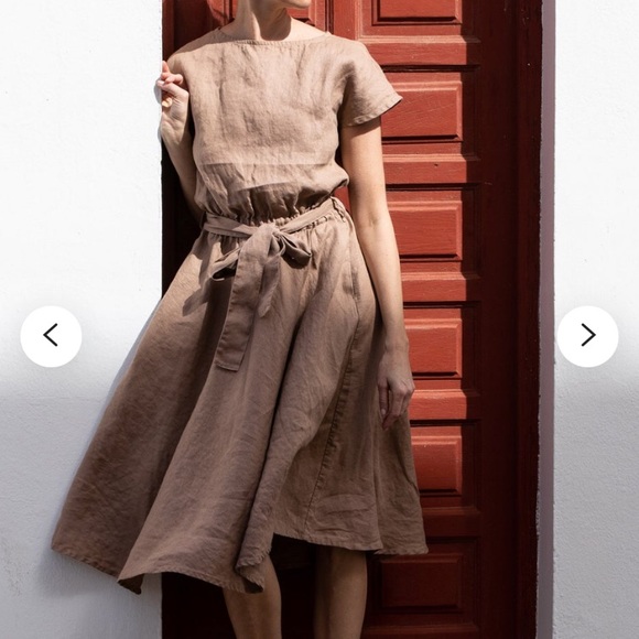 Linen dress ADELAIDE in MIDI length - Picture 1 of 4